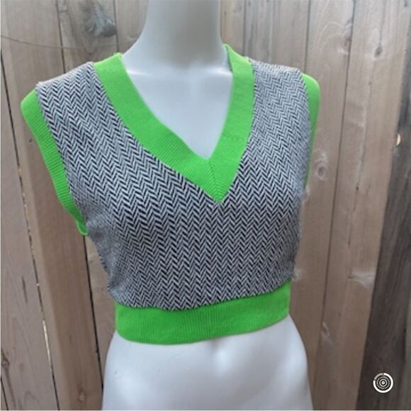 ZARA NEW Black / Green JACQUARD KINT CROPPED TOP size small NWT - Picture 2 of 11